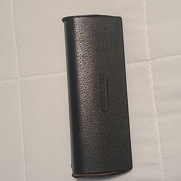 Burberry sunglass - Picture 1 of 5